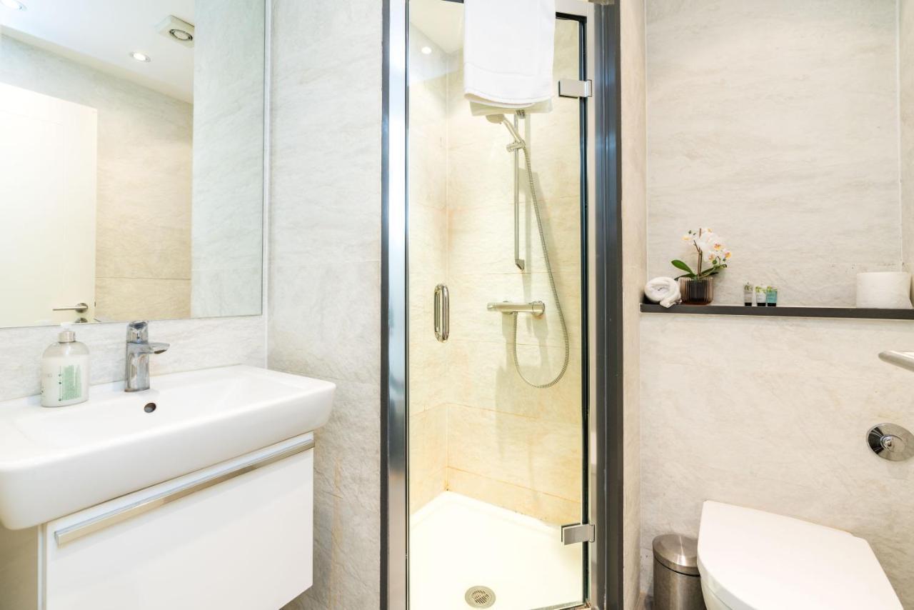 Amazing 2 Bedroom / Earls Court / Kensington ロンドン エクステリア 写真