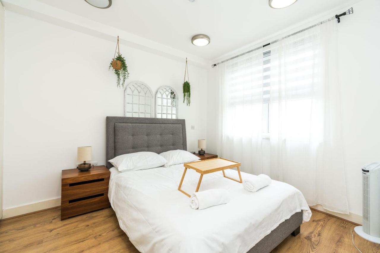 Amazing 2 Bedroom / Earls Court / Kensington ロンドン エクステリア 写真